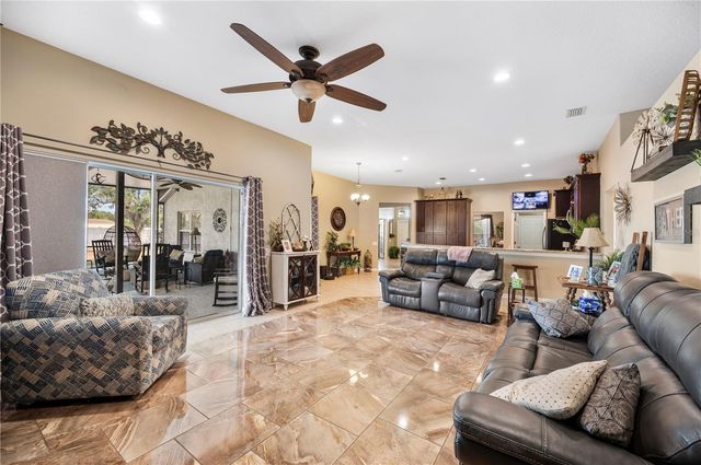 4403 AVONDALE GROVES STREET, Plant City, FL 33567