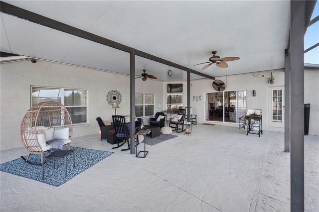 4403 AVONDALE GROVES STREET, Plant City, FL 33567