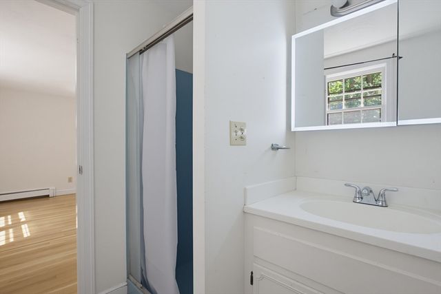 37 Woodbury Rd, Southborough, MA 01772
