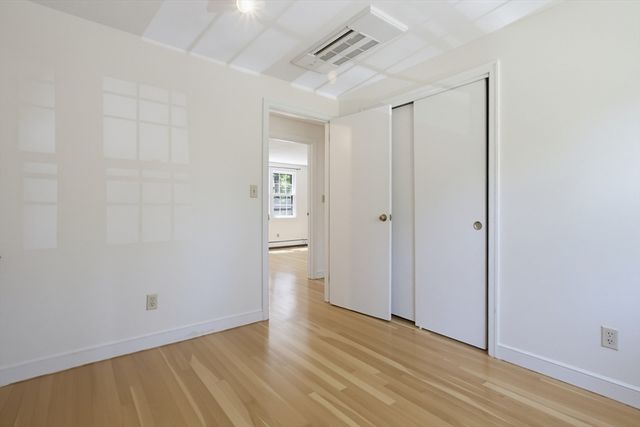 37 Woodbury Rd, Southborough, MA 01772