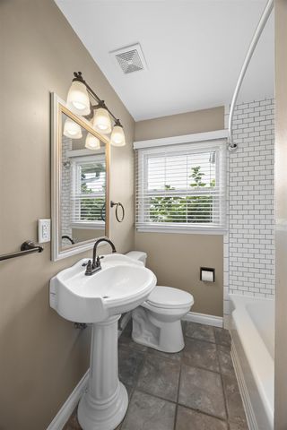 4823 W Hoffman Pl, Spokane, WA 99205