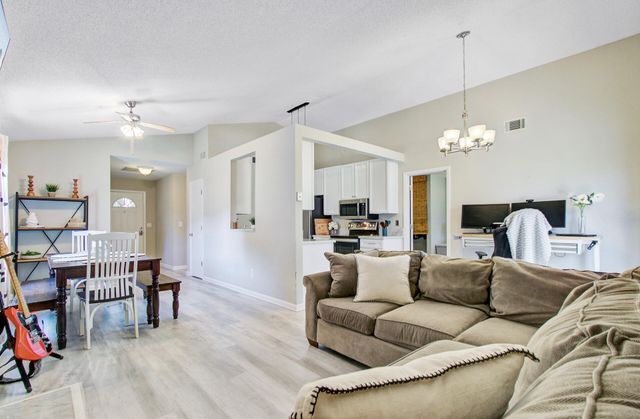 1224 Decoy Court, Mount Pleasant, SC 29464
