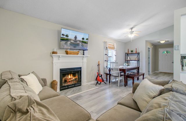 1224 Decoy Court, Mount Pleasant, SC 29464