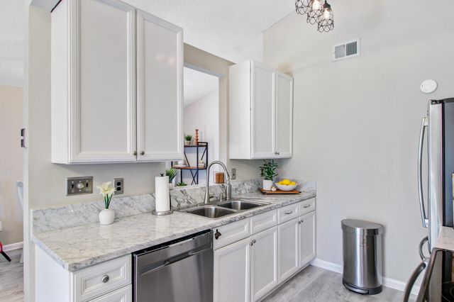 1224 Decoy Court, Mount Pleasant, SC 29464
