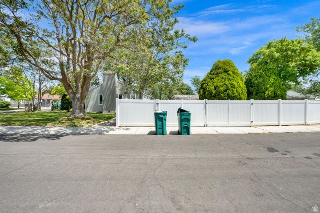 345 LIBERTY ST, Layton, UT 84041