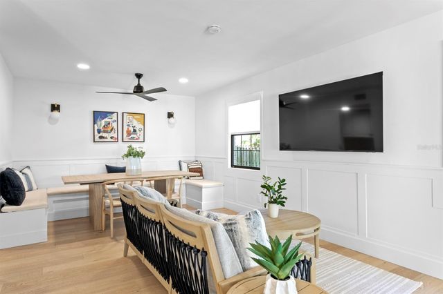 4911 W BAY WAY PLACE, Tampa, FL 33629