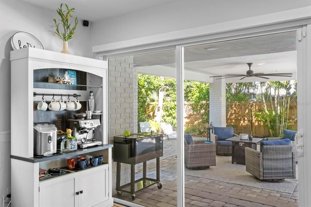 4911 W BAY WAY PLACE, Tampa, FL 33629