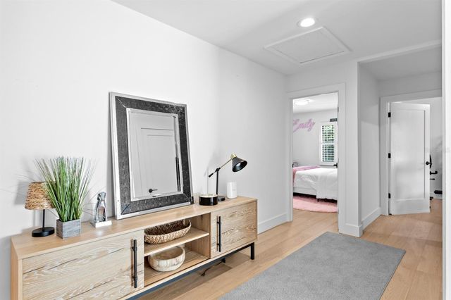 4911 W BAY WAY PLACE, Tampa, FL 33629