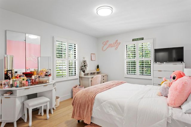 4911 W BAY WAY PLACE, Tampa, FL 33629