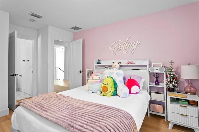 4911 W BAY WAY PLACE, Tampa, FL 33629