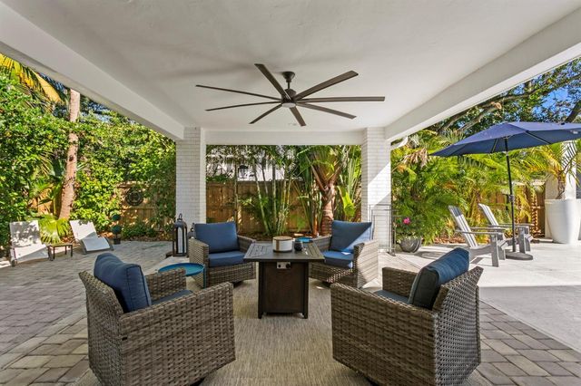 4911 W BAY WAY PLACE, Tampa, FL 33629