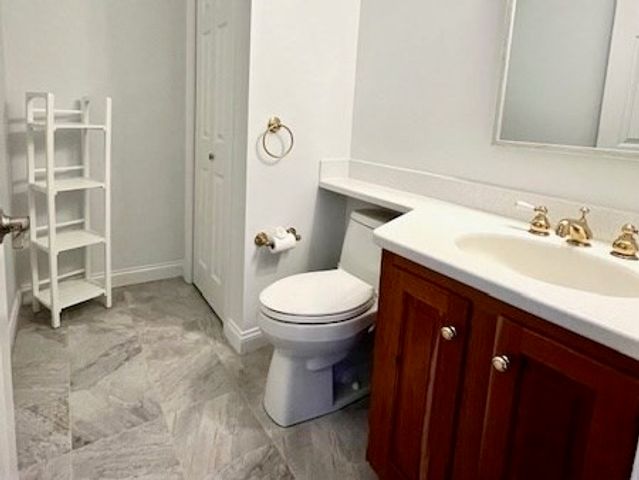 3302 Tuckers Lane 3302, Hingham, MA 02043