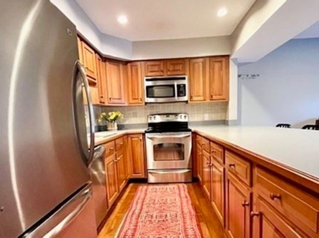 3302 Tuckers Lane 3302, Hingham, MA 02043