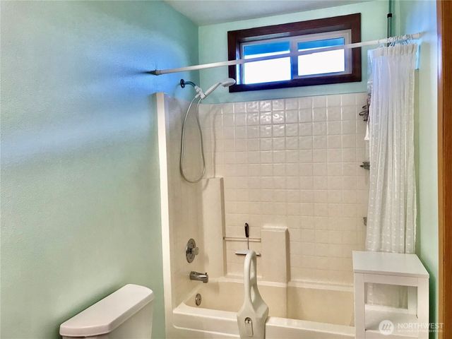 310 E Tanglewood Drive, Moses Lake, WA 98837