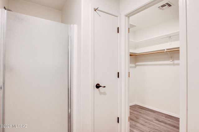 694 W Amber Sun Drive, Green Valley, AZ 85614