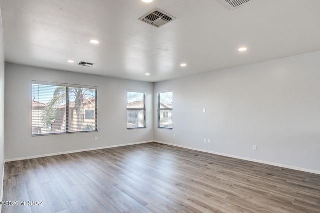 694 W Amber Sun Drive, Green Valley, AZ 85614