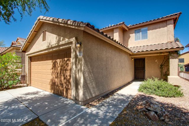 694 W Amber Sun Drive, Green Valley, AZ 85614