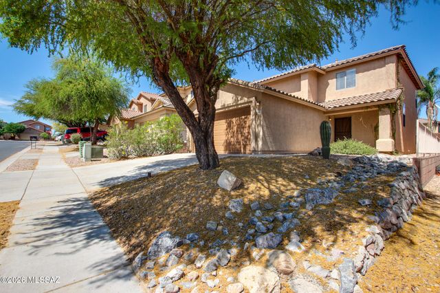 694 W Amber Sun Drive, Green Valley, AZ 85614