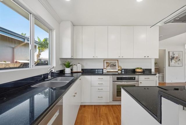 142 Shooting Star, Foster City, CA 94404