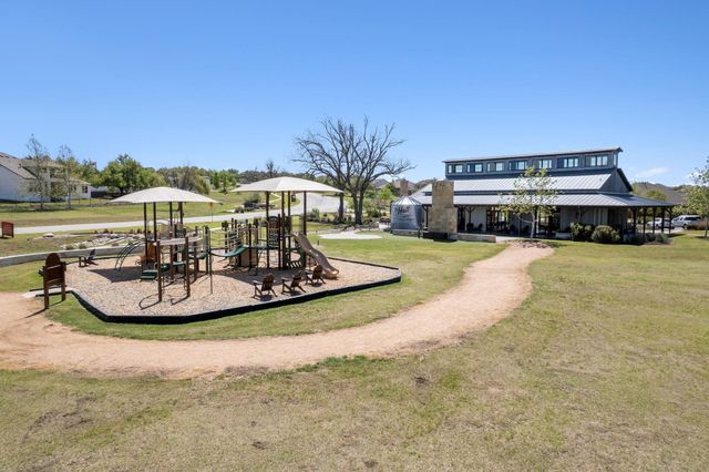 306 Bridge Water LOOP, Dripping Springs, TX 78620