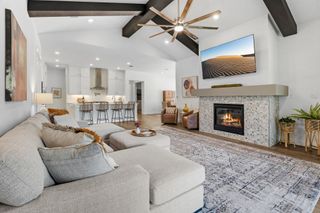 306 Bridge Water LOOP, Dripping Springs, TX 78620
