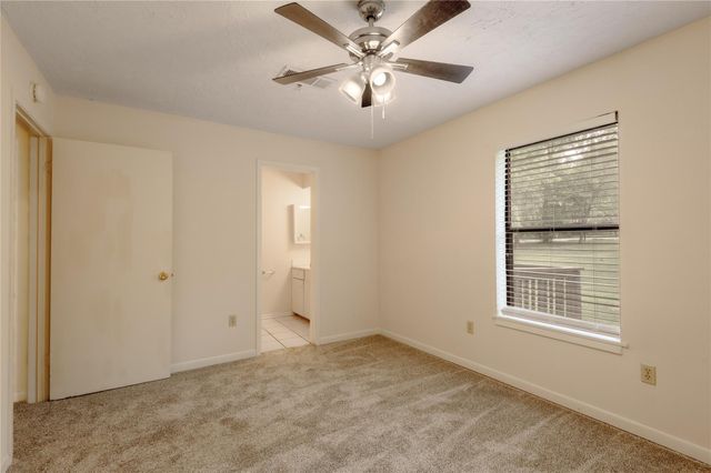138 Summer Place B, Huntsville, TX 77340
