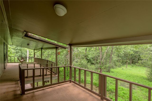 138 Summer Place B, Huntsville, TX 77340