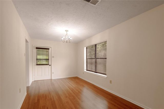 138 Summer Place B, Huntsville, TX 77340