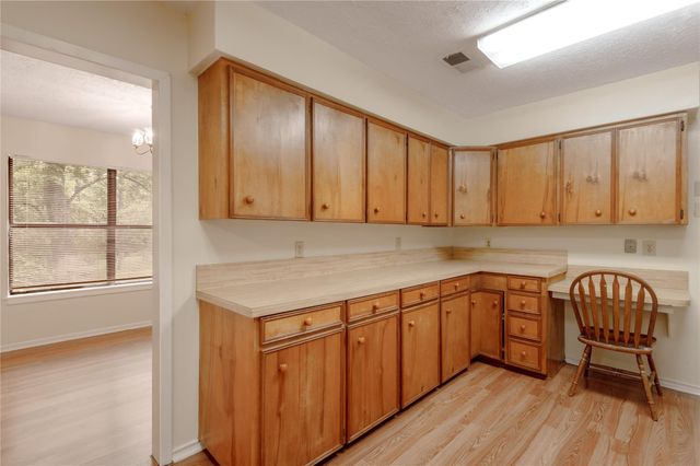 138 Summer Place B, Huntsville, TX 77340
