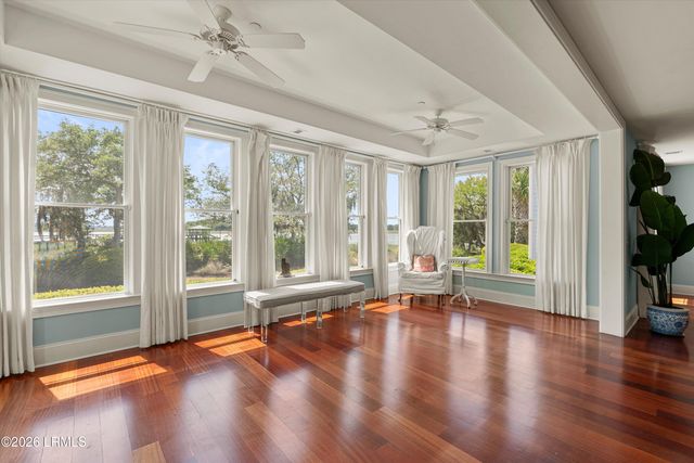 11 Rising Tide Dr Apt A, Beaufort, SC 29902