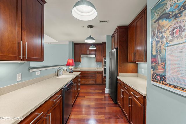 11 Rising Tide Dr Apt A, Beaufort, SC 29902