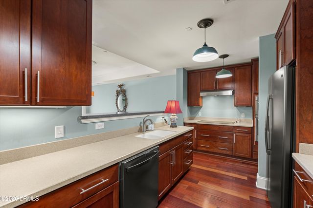 11 Rising Tide Dr Apt A, Beaufort, SC 29902