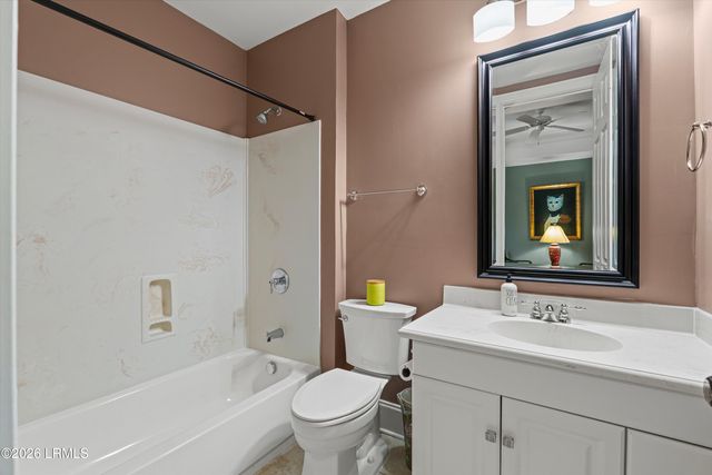 11 Rising Tide Dr Apt A, Beaufort, SC 29902