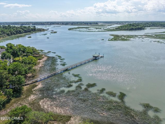 11 Rising Tide Dr Apt A, Beaufort, SC 29902