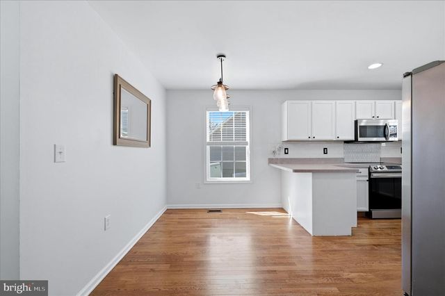 282 FORD CIR, Inwood, WV 25428