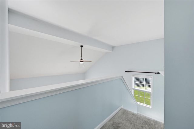 282 FORD CIR, Inwood, WV 25428
