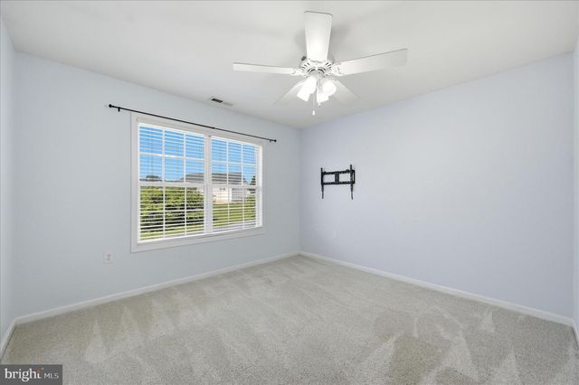 282 FORD CIR, Inwood, WV 25428