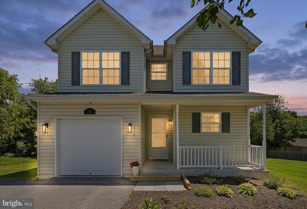 282 FORD CIR, Inwood, WV 25428