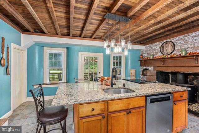 4701 EDGES MILL RD, Downingtown, PA 19335