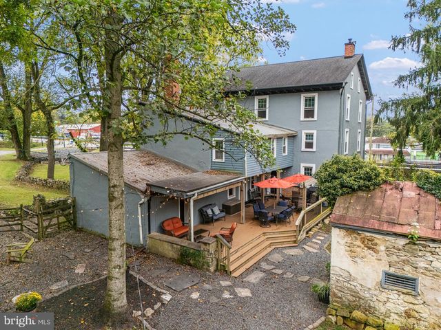 4701 EDGES MILL RD, Downingtown, PA 19335