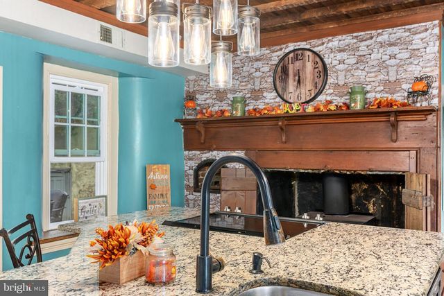 4701 EDGES MILL RD, Downingtown, PA 19335