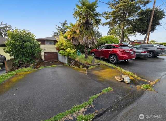 9651 21st Avenue SW, Seattle, WA 98106