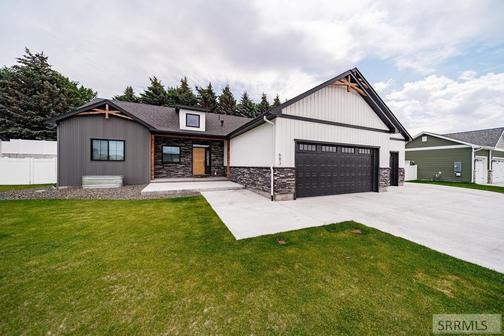683 Boxwood Drive, Idaho Falls, ID 83402