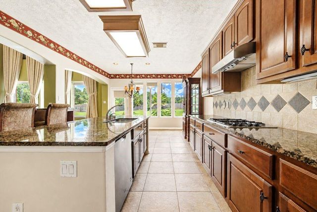 26226 Crosswood Trails Lane, Cypress, TX 77433