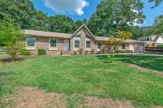 110 Barbara Dr, Enterprise, AL 36330