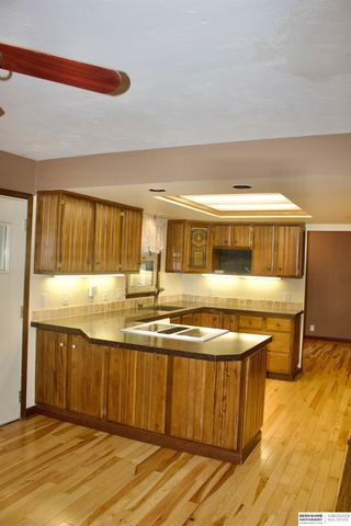 717 Smoky Hill Road, Lincoln, NE 68520