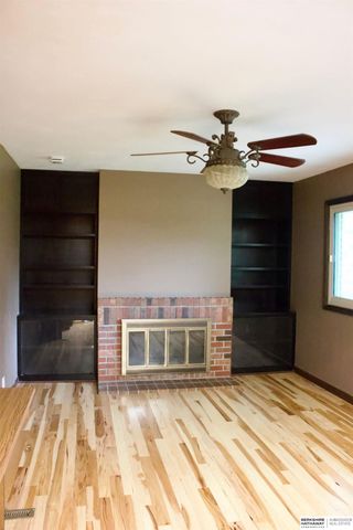 717 Smoky Hill Road, Lincoln, NE 68520