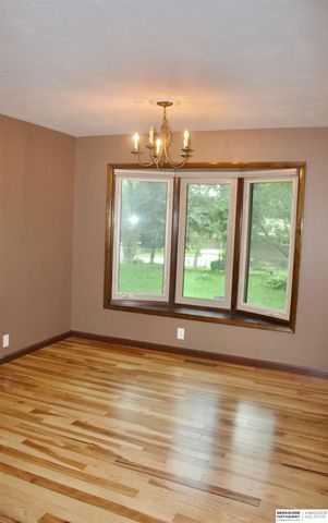 717 Smoky Hill Road, Lincoln, NE 68520