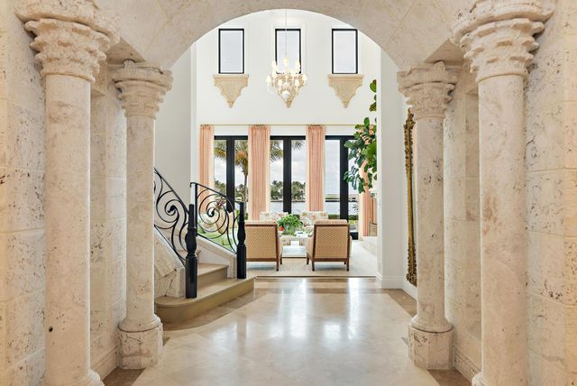 1520 Paslay Place, Manalapan, FL 33462