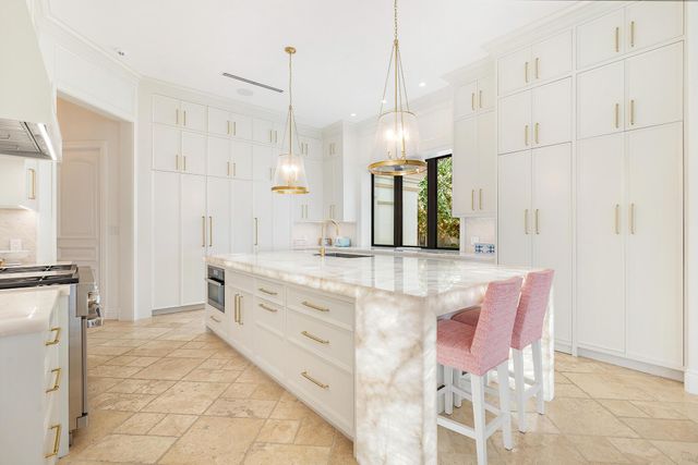 1520 Paslay Place, Manalapan, FL 33462